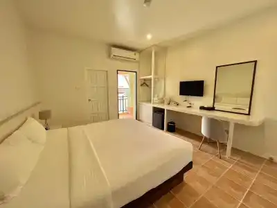 Amata Patong - 48