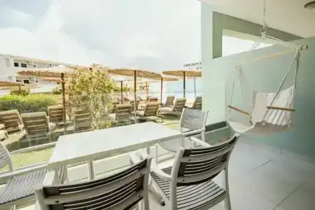 Robolla Beach Aparthotel - 100