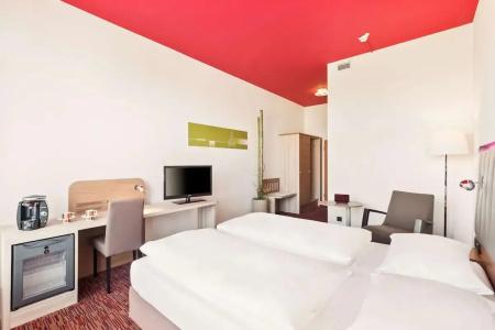 Park Inn by Radisson Dresden - 41