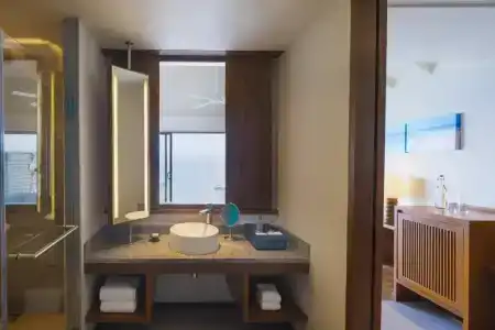 Centara Ras Fushi Resort & Spa Maldives - 19