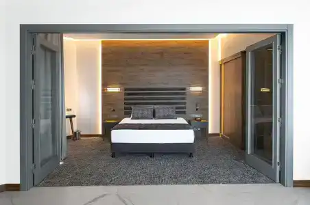 Riviera Zen - 55