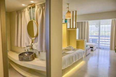 Alia Luxury Suites - 72