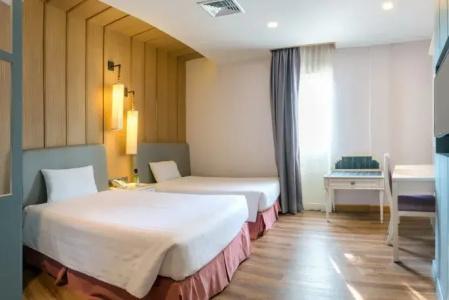 Royal Rattanakosin - 38