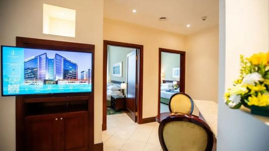 Pearl City Suites - 68