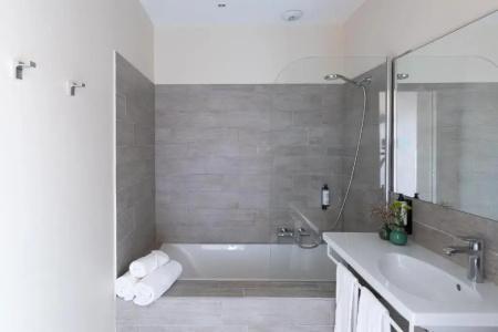 Best Western du Roy d'Aragon - 69