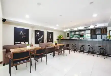Adelphi Pattaya - Sha Extra Plus - 12