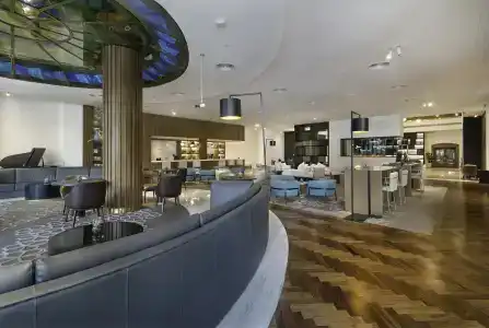 Le Meridien Abu Dhabi - 11