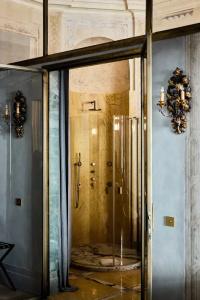 H15 Luxury Palace - 57