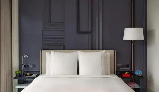 Rosewood Bangkok - 37