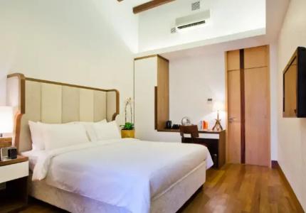 The Sultan (Sg Clean) - 75