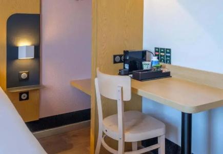 b&b hôTel Cannes La Bocca Plage - 46