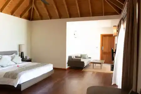 Veligandu Island Resort & Spa - 57