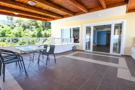 Nefeli Beach - living by the sea - 12