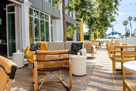Wyndham Santa Monica At The Pier - 18