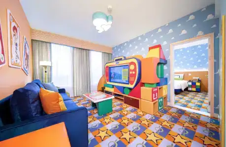 Toy Story Hotel - 28