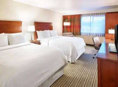 Four Points by Sheraton & Conference Center - 51