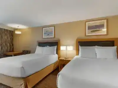 Best Western Plus Ocean View - 51