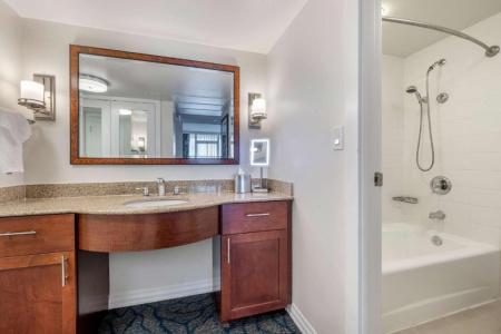 Hilton Grand Vacations Club at Hilton Hawaiian Village - 77