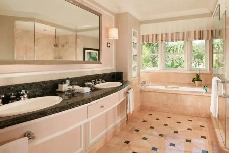 The Beverly Hills - Dorchester Collection - 58