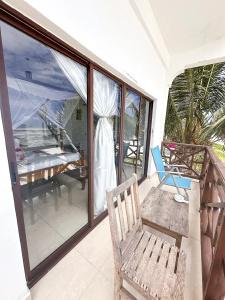 Jambiani White Sands Bungalows - 12