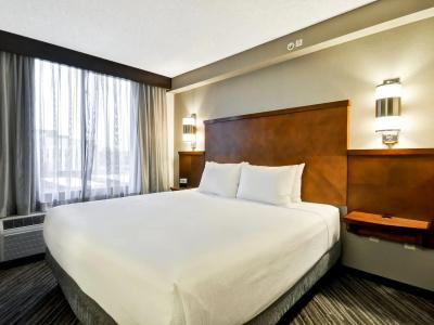 Hyatt Place Uptown - 41