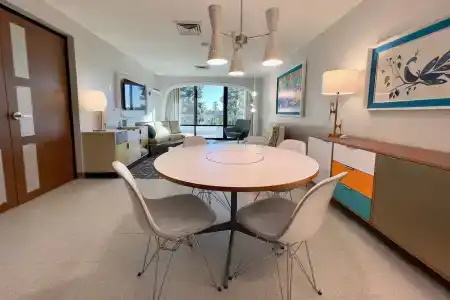 Howard Johnson by Wyndham Anaheim & Water Playground - 120