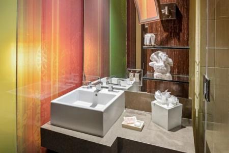 Sirtaj – Beverly Hills - 48