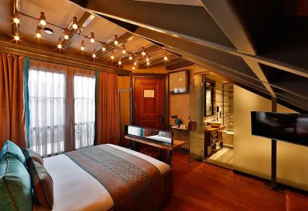 Sanat Boutique Pera - 51