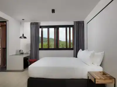 Prime Town - Posh & Port Phuket - 45