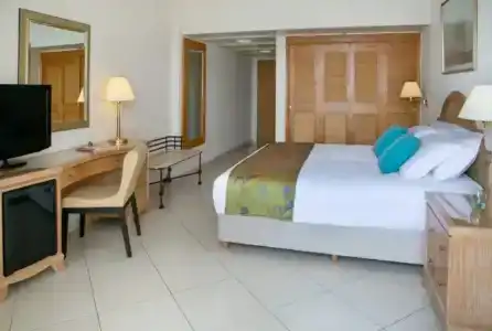 DoubleTree by Hilton Dubai - Business Bay - 53