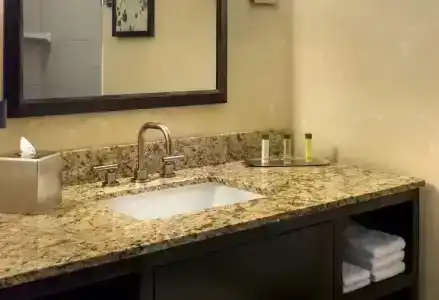 Doubletree by Hilton Los Angeles Downtown - 47