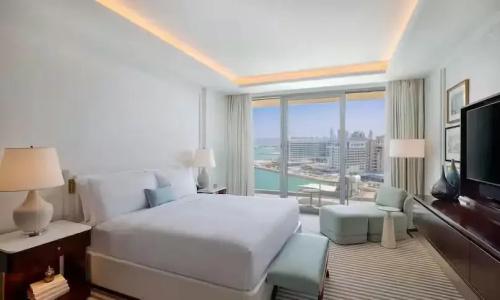 Waldorf Astoria Lusail, - 90