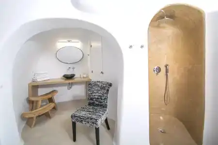 Elysian Santorini - 84