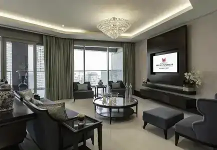 Renaissance Business Bay - 40