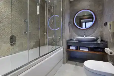 DoubleTree by Hilton Istanbul - Piyalepasa - 44