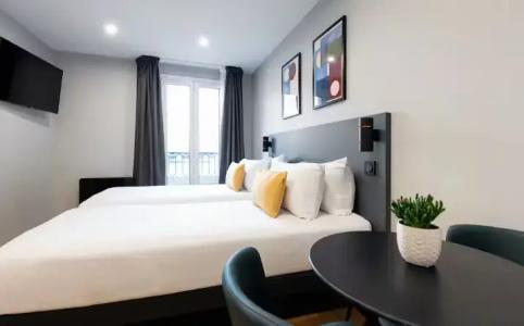 Staycity Aparthotels Gare de l’Est - 55