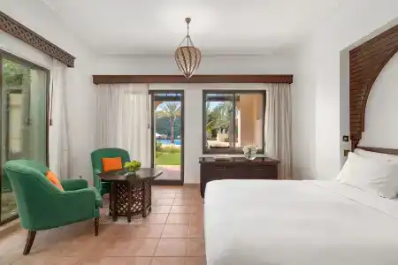 Hilton Ras Al Khaimah Beach Resort - 9