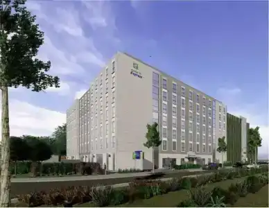 Holiday Inn Express Airport - 36