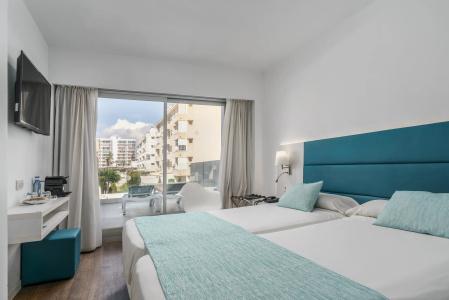 Alua Leo - 5