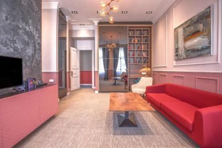Heritage and Suites - 88