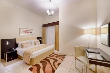 Pearl Marina Apartment - 55