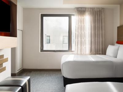 Even Brooklyn, An Ihg - 29