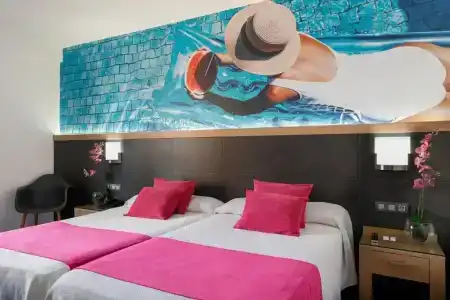 Flash Benidorm - Adults Only 4 Sup - 3