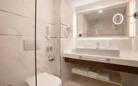 Sarar Kizilcikli - 35