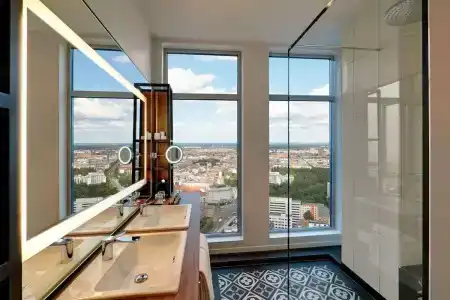 Park Inn by Radisson Berlin Alexanderplatz - 95
