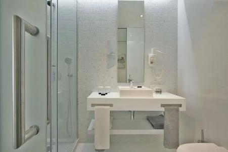 White Lisboa - 34