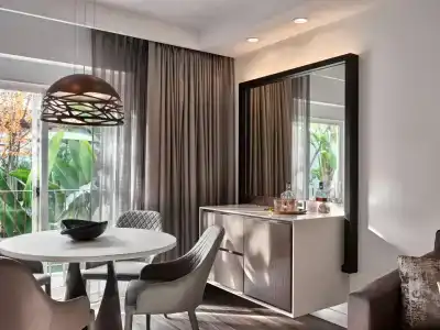Sunset Marquis - 88