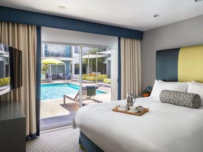 Sunset Marquis - 65