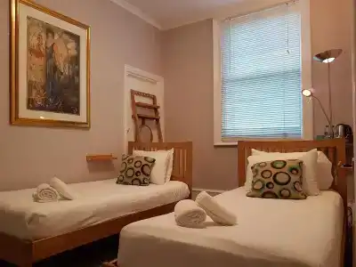 Brunswick Square & Spa - 1