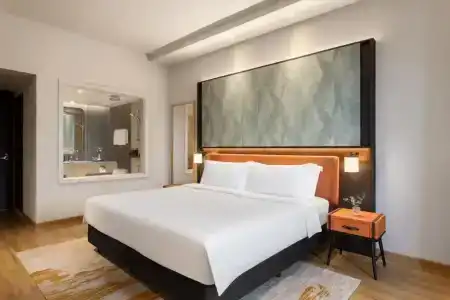 Peninsula Excelsior - 43